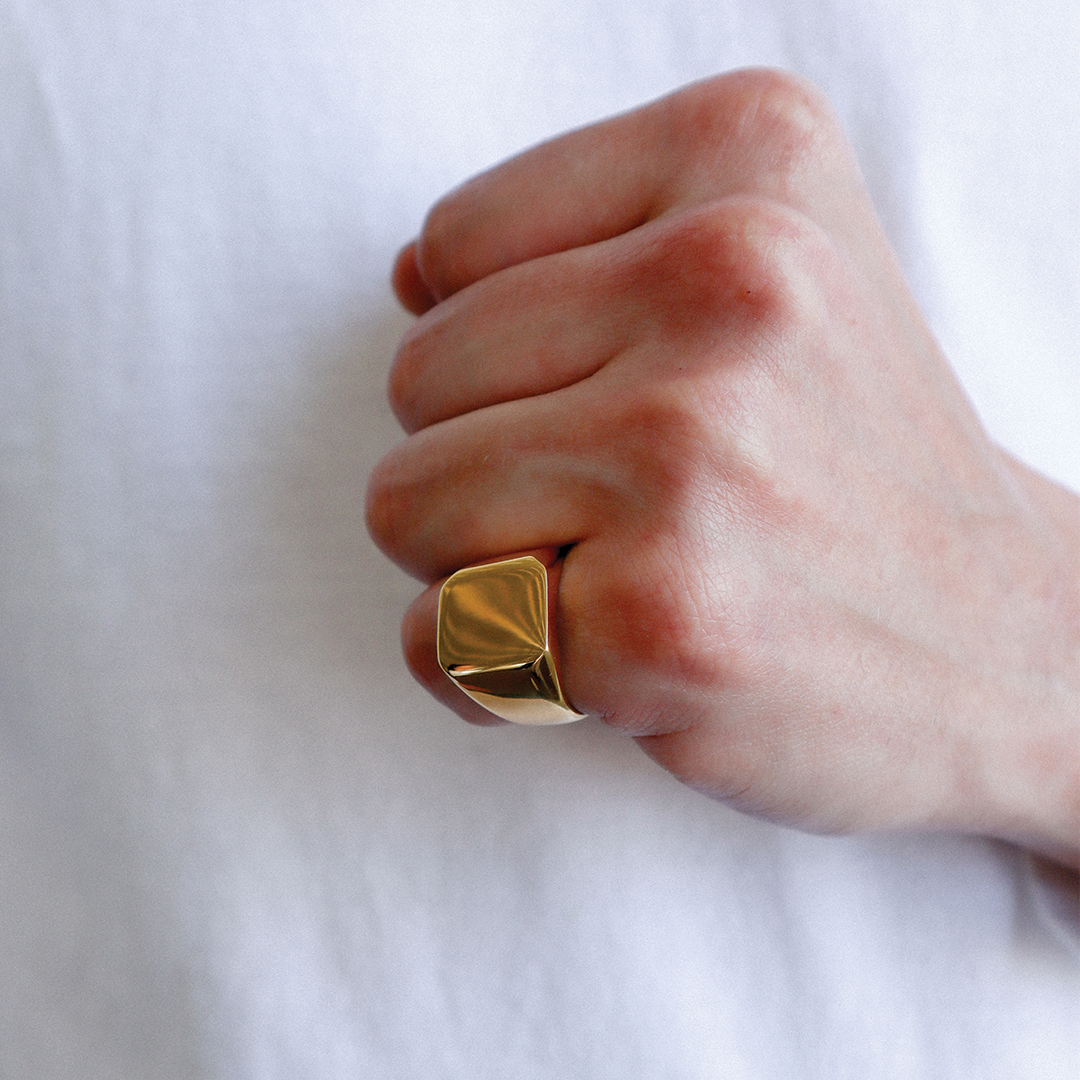 Classic Signet Ring