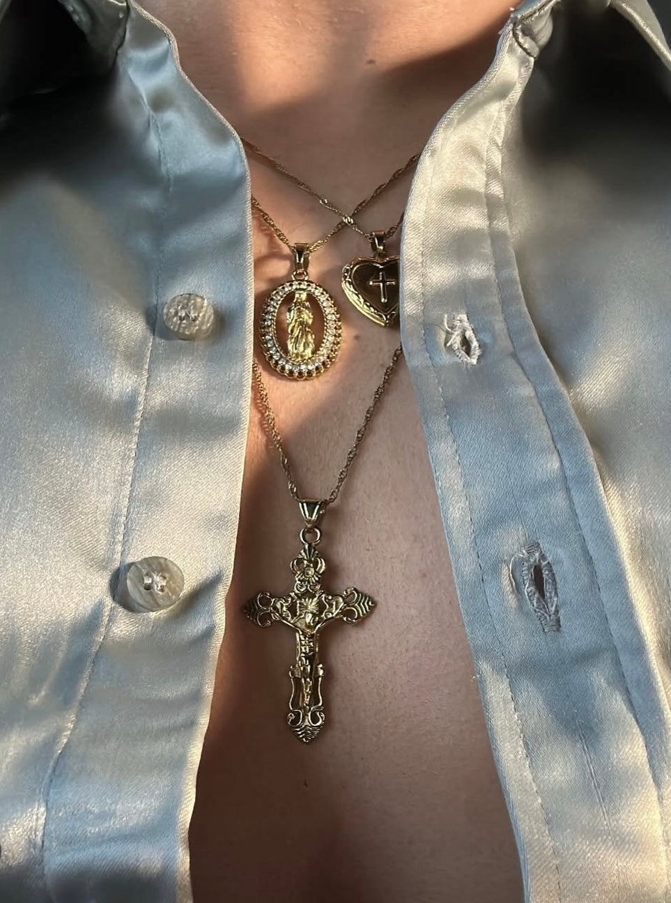 The Croix Pendant Necklace