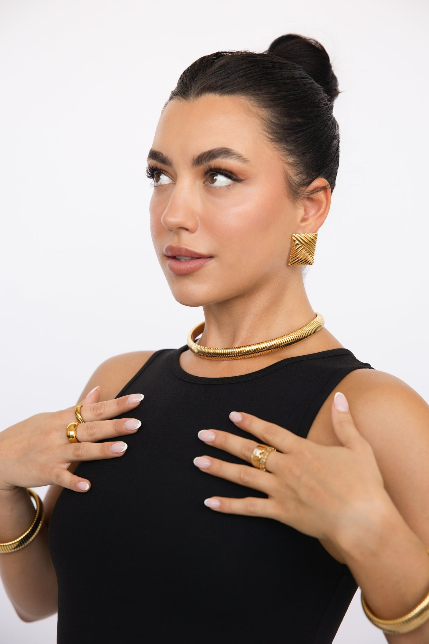 Out Of Office Choker