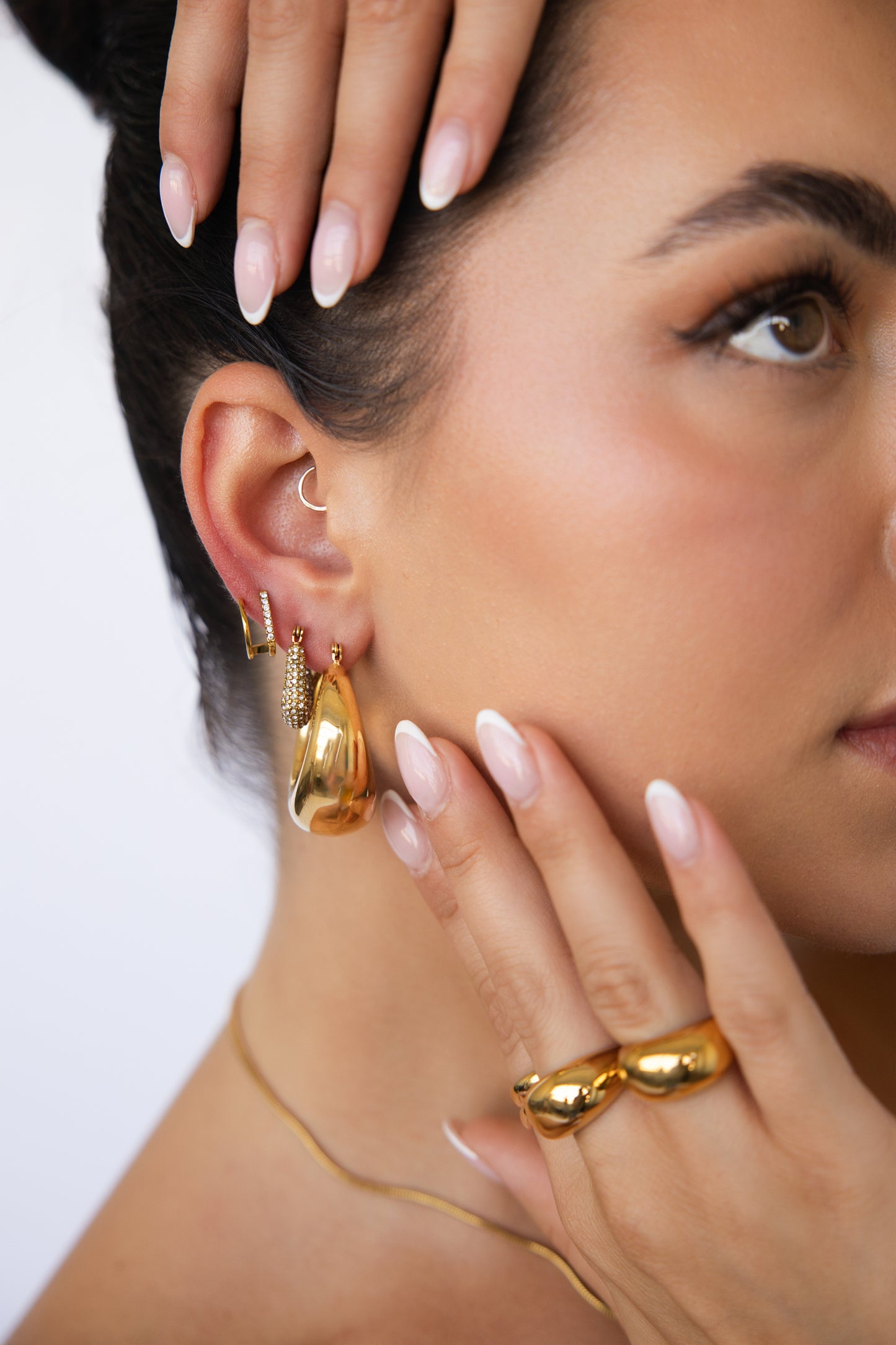The Statement Hoops