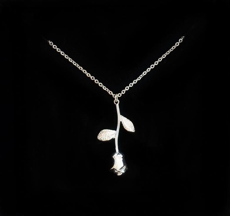Tarnish-Free Silver Chain Necklace with Rose Pendant