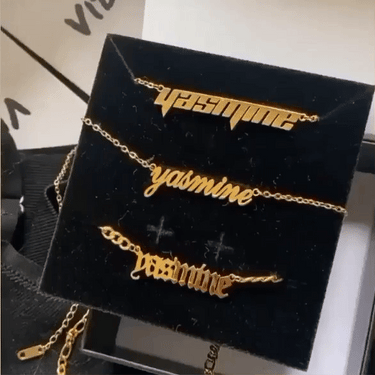 Curb Chain Nameplate Necklace in 3 Colors & 2 Fonts | VibeSzn